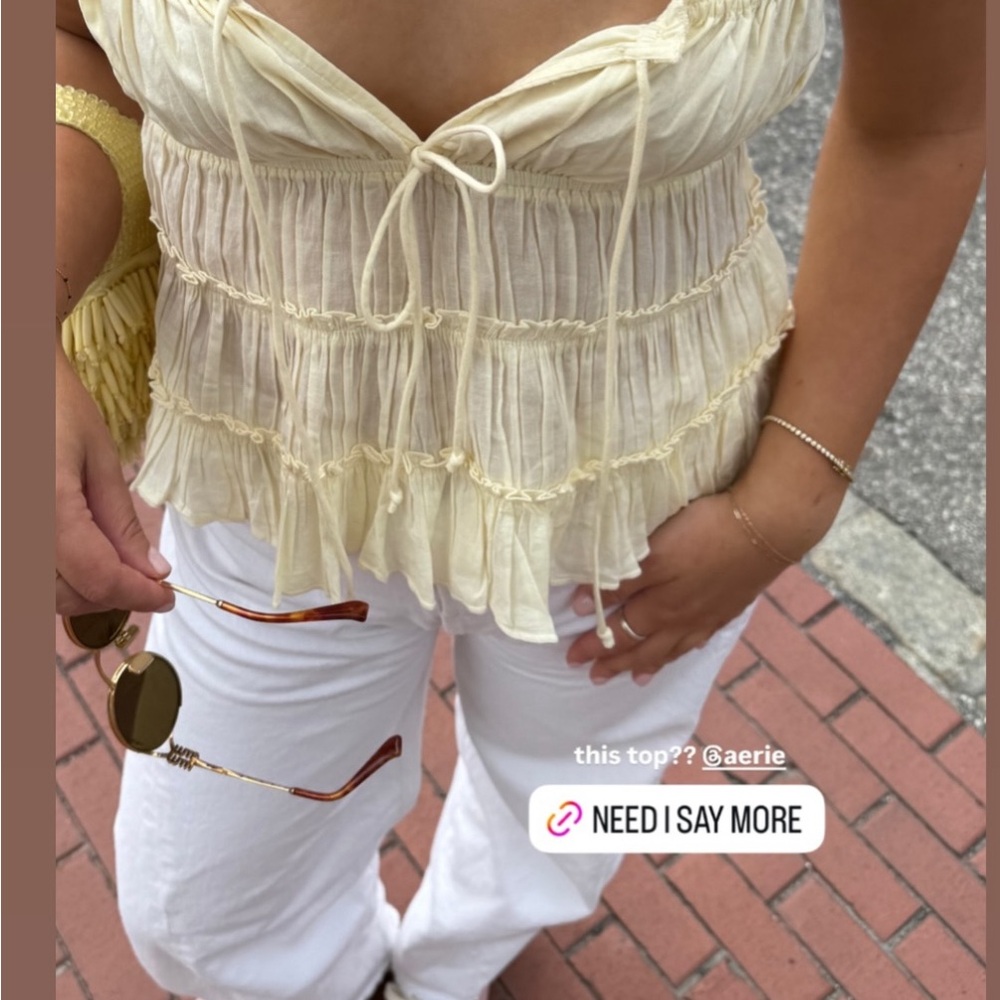 American eagle white jeans